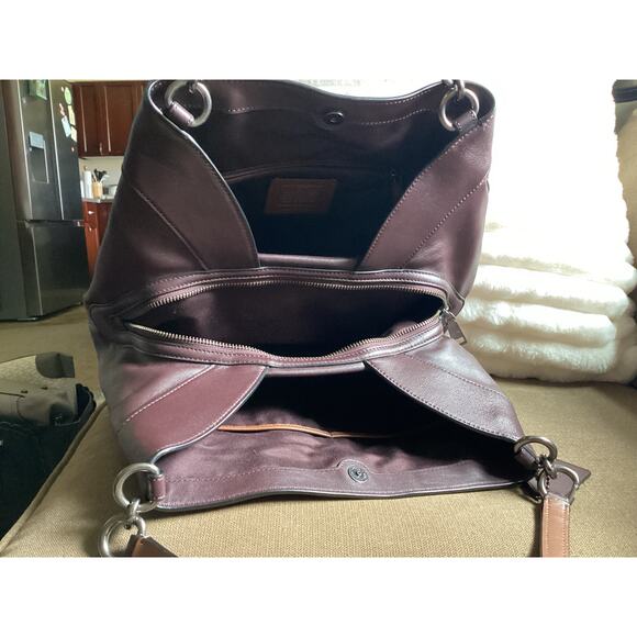 Like New Coach Lexy Legacy Oxblood Burgundy Milk 57540 - Picture 7 of 8